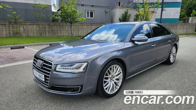 Audi A8 2015 — фото 2