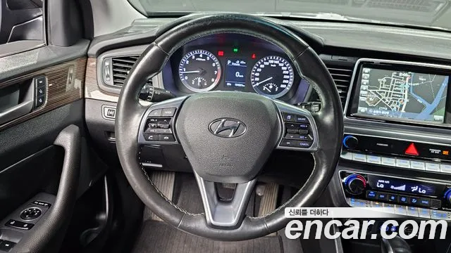 Hyundai Sonata 2018 — фото 14