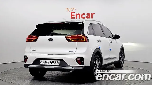 Kia Niro 2020 — фото 2