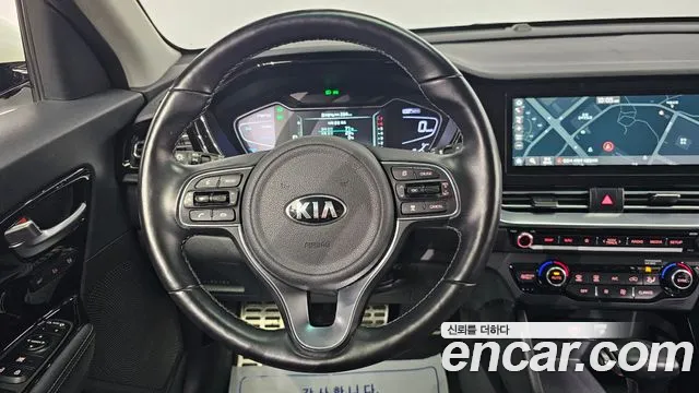 Kia Niro 2020 — фото 15