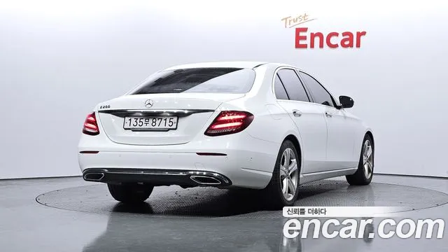 Mercedes-Benz E-Class 2018 — фото 2