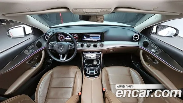 Mercedes-Benz E-Class 2018 — фото 7