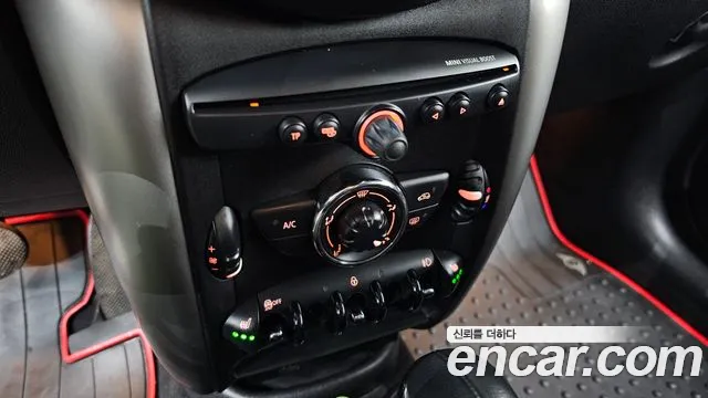 Mini Countryman 2015 — фото 16