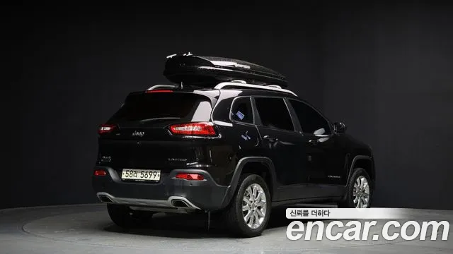 Jeep Cherokee 2015 — фото 2