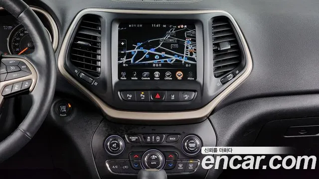 Jeep Cherokee 2015 — фото 14