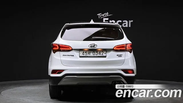 Hyundai Santafe 2017 — фото 4