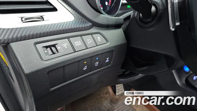 Hyundai Santafe 2017 — фото 12