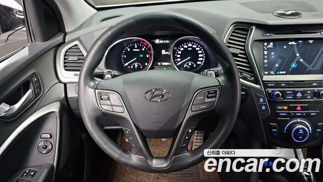 Hyundai Santafe 2017 — фото 13