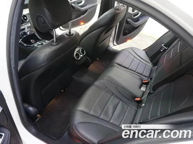 Mercedes-Benz C-Class 2018 — фото 3