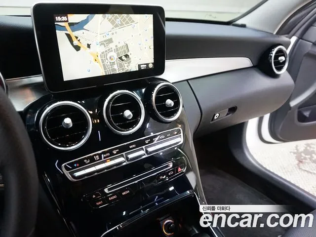 Mercedes-Benz C-Class 2018 — фото 5