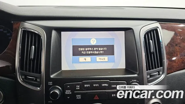 Hyundai Equus 2010 — фото 17