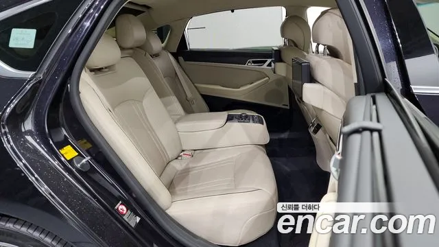 Hyundai Genesis 2016 — фото 12