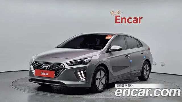 Hyundai Ioniq