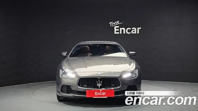 Maserati Ghibli 2017 — фото 3