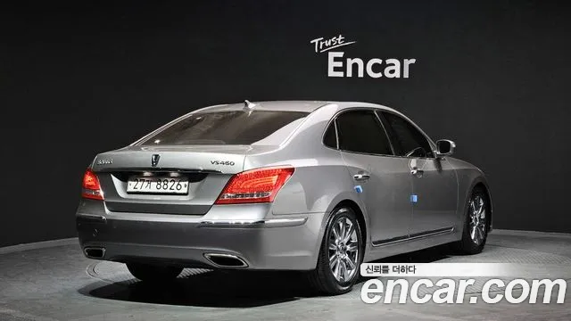Hyundai Equus 2010 — фото 2