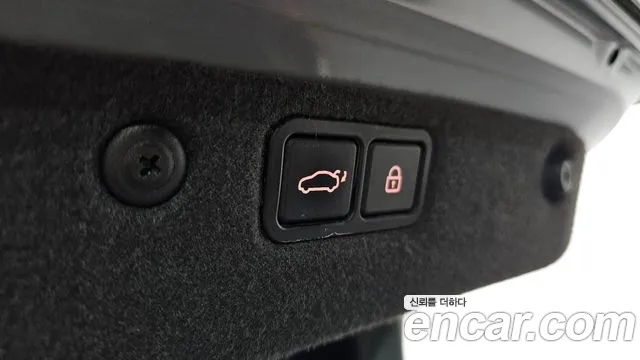 Hyundai Equus 2010 — фото 17