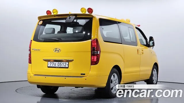 Hyundai Starex 2020 — фото 2