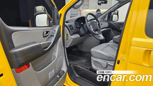 Hyundai Starex 2020 — фото 11