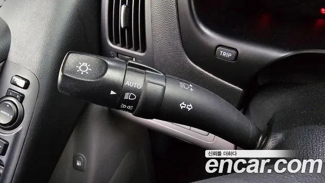 Hyundai Starex 2020 — фото 16