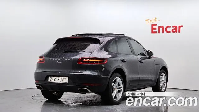 Porsche Macan 2018 — фото 2