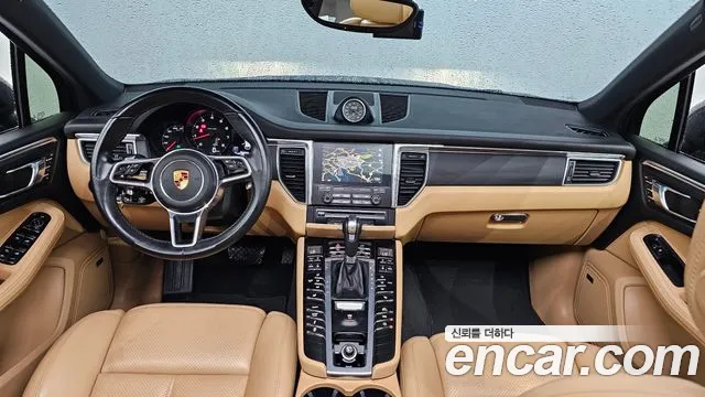 Porsche Macan 2018 — фото 7