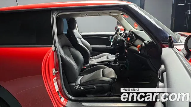 Mini Cooper 2015 — фото 10