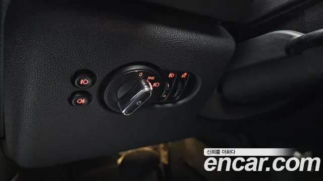 Mini Cooper 2015 — фото 16