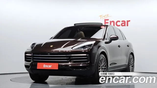 Porsche Cayenne 2020 — фото 1