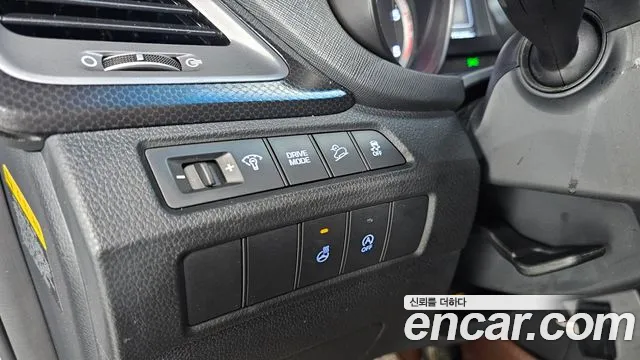 Hyundai Santafe 2016 — фото 13