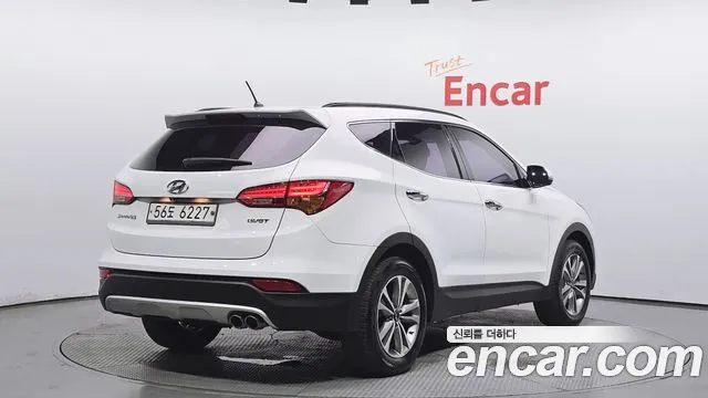 Hyundai Santafe 2015 — фото 2