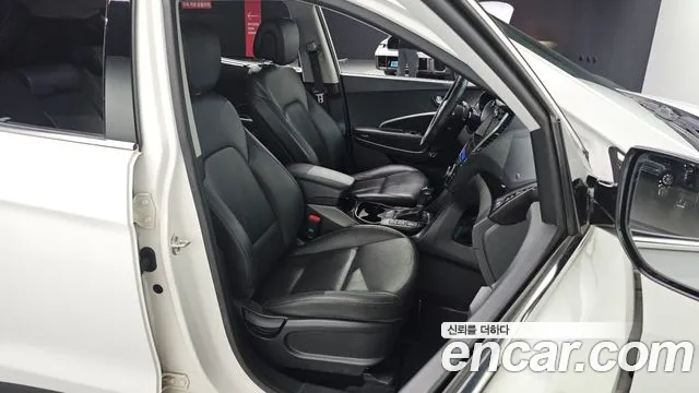Hyundai Santafe 2015 — фото 12