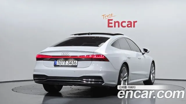 Audi A7 2023 — фото 2