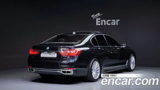 BMW 7-Series 2016 — фото 2