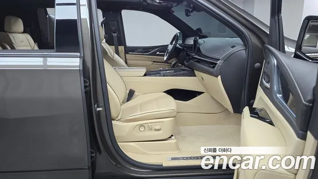 Cadillac Escalade 2021 — фото 11