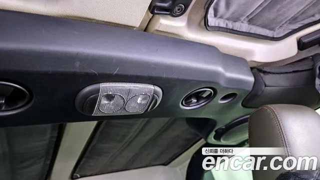 Jeep Wrangler 2011 — фото 18