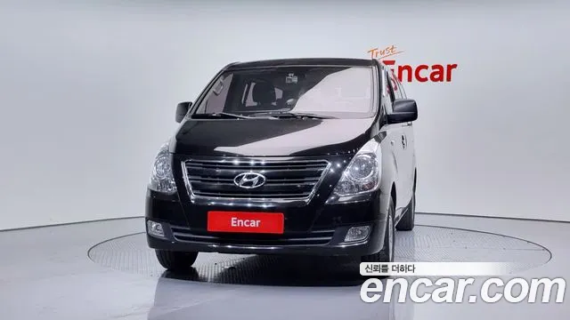 Hyundai Starex 2017 — фото 3