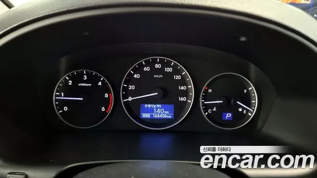 Hyundai Starex 2017 — фото 8