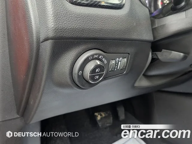 Jeep Compass 2019 — фото 16