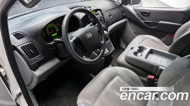 Hyundai Starex 2015 — фото 7