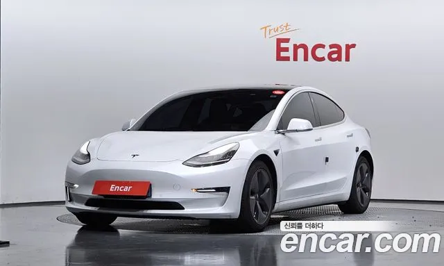 Tesla Model 3 2020 — фото 1