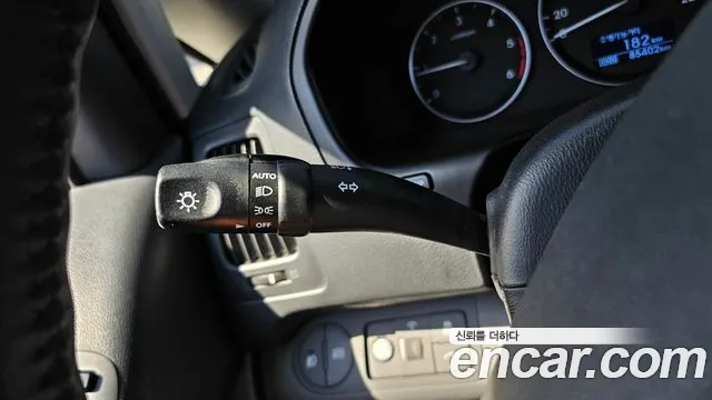 Hyundai Starex 2020 — фото 15