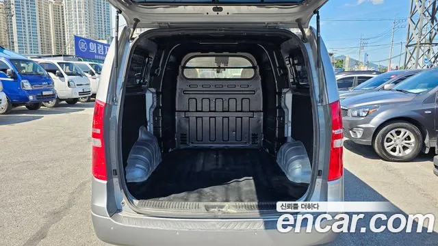 Hyundai Starex 2020 — фото 20