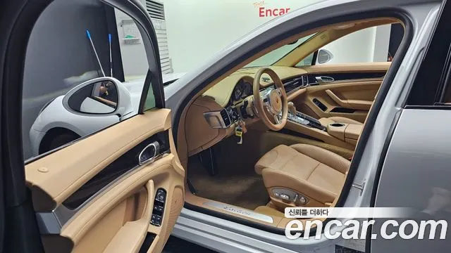Porsche Panamera 2016 — фото 10