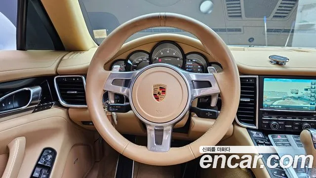 Porsche Panamera 2016 — фото 13