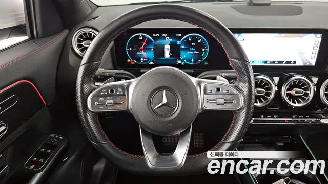 Mercedes-Benz GLA-Class 2021 — фото 13