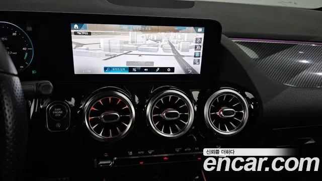 Mercedes-Benz GLA-Class 2021 — фото 14