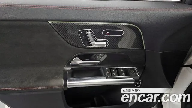 Mercedes-Benz GLA-Class 2021 — фото 17