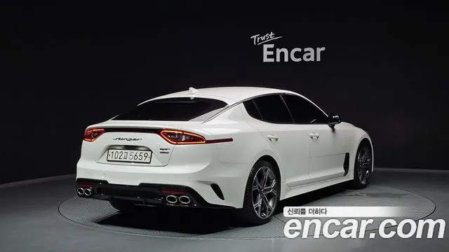 Kia Stinger 2020 — фото 2