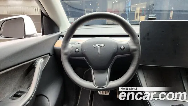 Tesla Model Y 2021 — фото 14