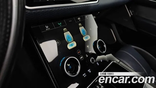Land Rover Range Rover Velar 2018 — фото 15